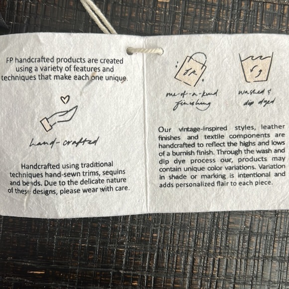 Free People Crossbody style, metallic leather fabrication, pouch design. - Picture 7 of 8